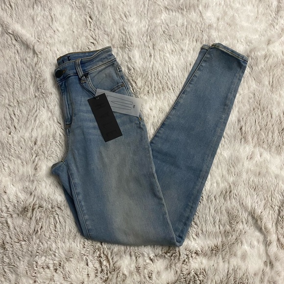 NWT Women Skinny Jeans | High-Rise Skinny Jeans | Light-Wash High Rise Jeans - Picture 10 of 13